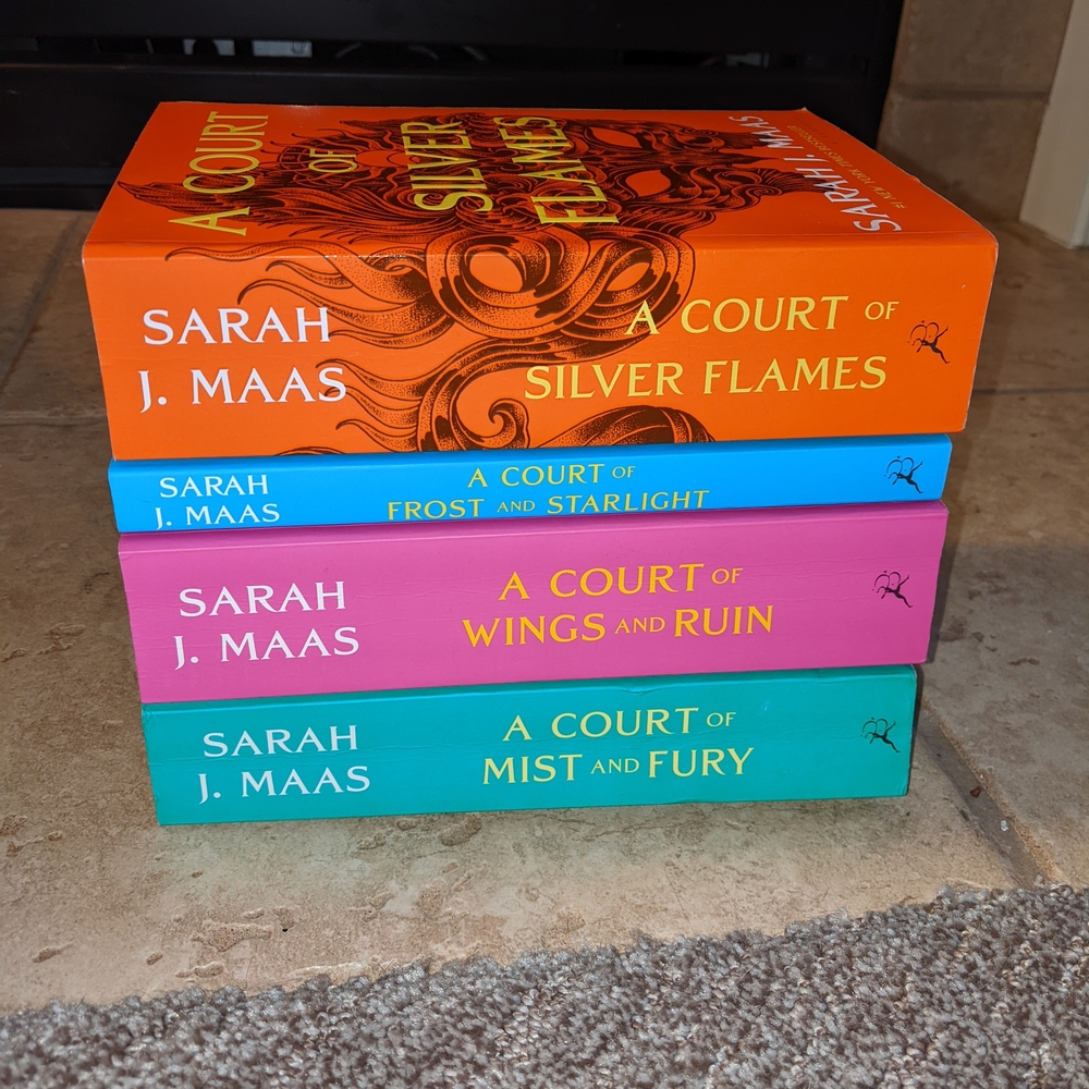 Sarah J. Maas Book Set - Vibrant Collection